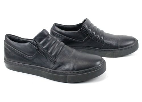 Mocasini pentru femei în negru - Model Carla.