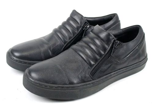 Mocasini pentru femei în negru - Model Carla.
