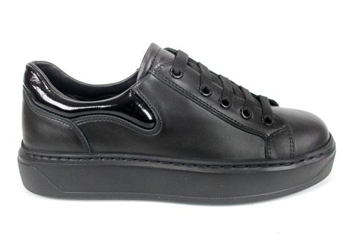 sneakers damă din piele naturală și lac negru cu talpă sport cusută și branț din piele naturală