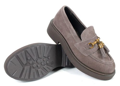 loafers damă Doux Éclat din velur natural vizon, cu decorațiune aurie și talpă ușoară