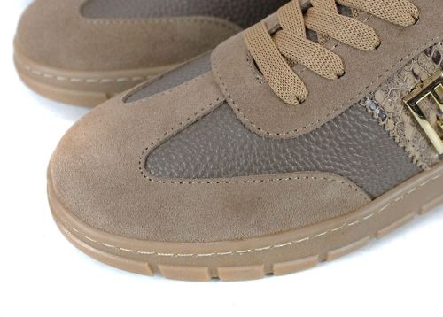 Pantofi sport damă Luce Antica din piele naturală și piele întoarsă, cu detaliu șarpe și accesoriu auriu, talpă cusută din cauciuc și interior din piele.