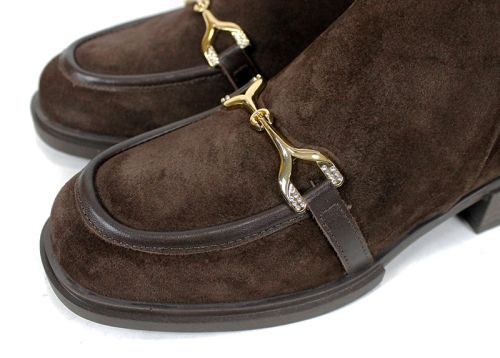 Ghete damă Eleganza din velur maro închis, detaliu metalic