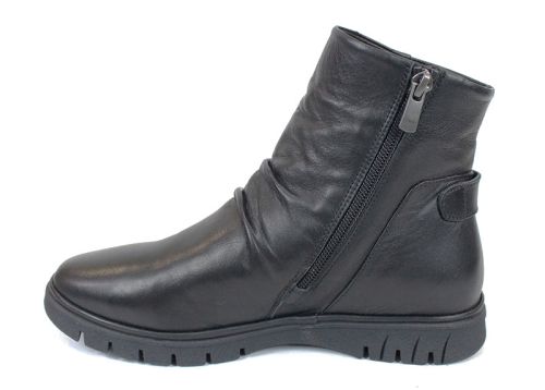 Classic Chic - Cizme joase de damă în negru