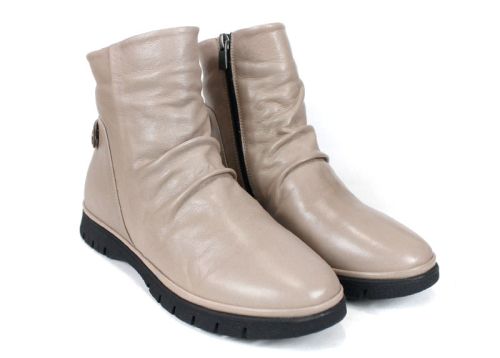 Classic Chic - Cizme joase de damă în culoarea gri