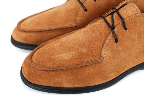 Clark barbati din piele intoarsa naturala de culoare albastru inchis - model clasic.