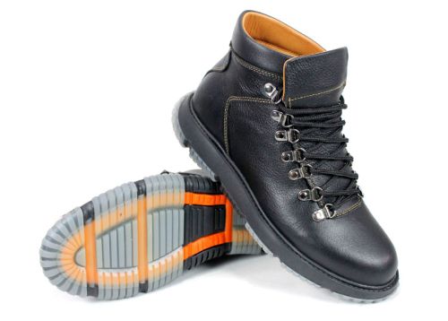 Cizme barbatesti din piele naturala de culoare neagra - model 334112