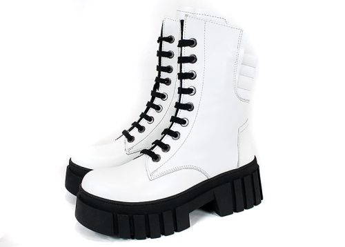 Ghete damă din piele naturală – model Nova Rebel, negre