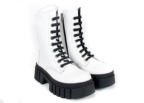 Ghete damă din piele naturală – model Nova Rebel, negre