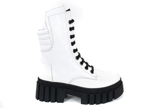 Ghete damă din piele naturală – model Nova Rebel, negre