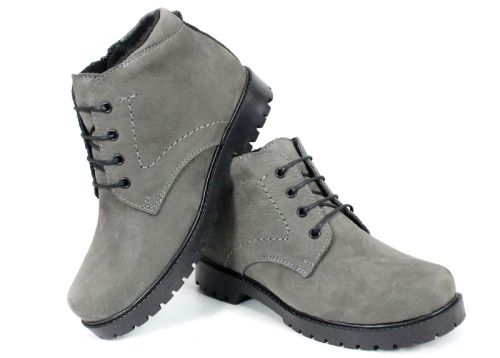 Clarks dama din nubuc natural de culoare verde - model Vert Élégant