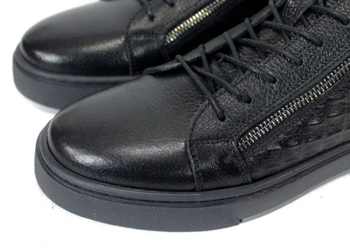 Cizme barbatesti din piele naturala de culoare neagra - model 334112