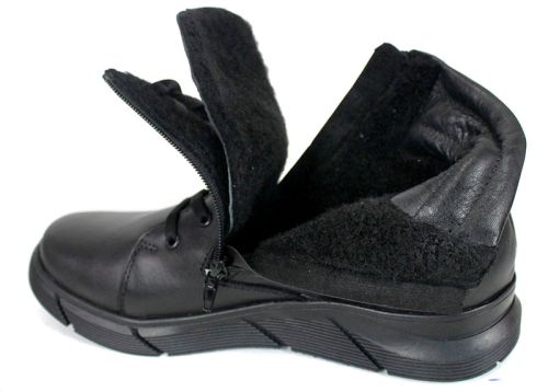 Cizme barbatesti din piele naturala de culoare neagra - model 334112