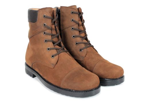 Cizme barbati din piele maro - model 334113