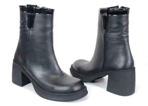 Дамски елегантни боти от естествена кожа в черно – модел Sublime Elegance