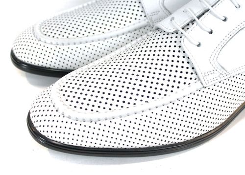 Pantofi eleganți pentru bărbați Lorenzo Forma din piele naturală albă cu perforație