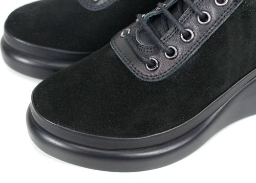 Linea Ease – pantofi damă din velur negru cu platformă