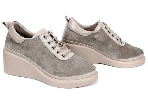 Magia Fiore – Pantofi de damă bej din piele naturală cu perforații florale