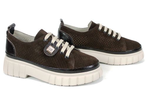 pantofi dama Nova Grace din velur natural perforat cu talpă bej