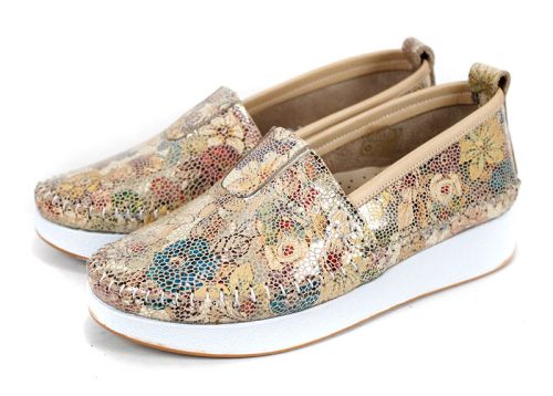 Mira Flow – pantofi de damă din piele naturală cu imprimeu floral bej