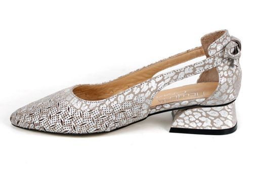 Aria Flow – pantofi damă din piele naturală perforată cu decupaje laterale