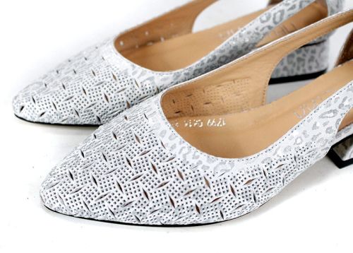 Pantofi damă Aria Flow albi din piele naturală perforată cu toc mic
