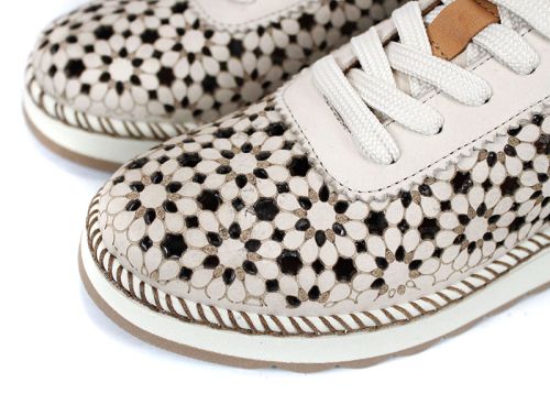 Pantofi damă Bellora Vita din piele naturală bej perforată cu șireturi