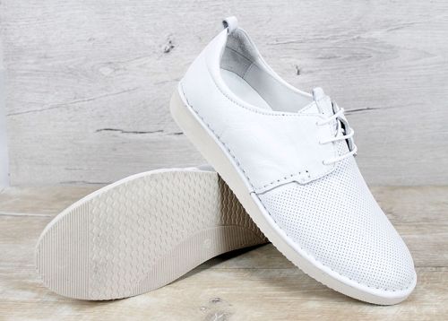 Vento Forma – pantofi de vara barbati din piele naturala alba perforata