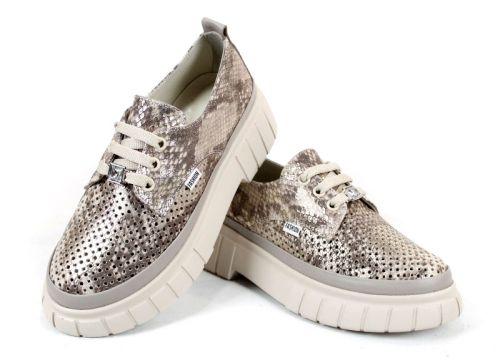 Nova Grace – pantofi de damă din lac natural perforat