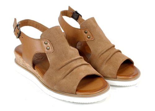 Luna Suave – sandale damă din velur și piele naturală în maro deschis