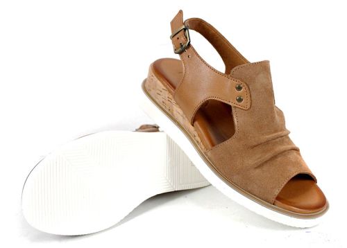 Luna Suave – sandale damă din velur și piele naturală în maro deschis