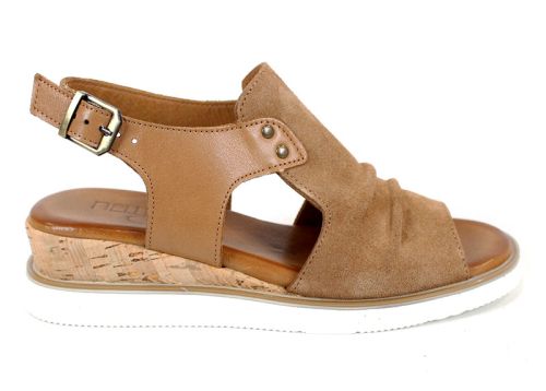 Luna Suave – sandale damă din velur și piele naturală în maro deschis