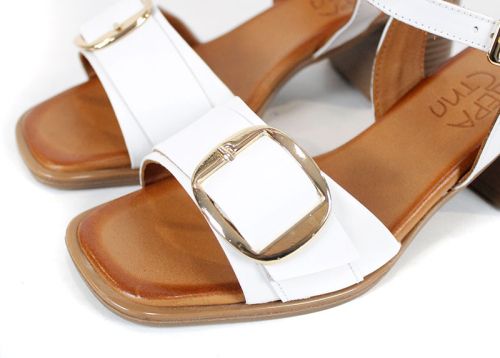 Silent Grace – sandale damă albe cu toc din piele naturală