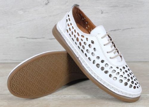 Soraya Lune – pantofi de vară damă din piele naturală albă cu perforații mari
