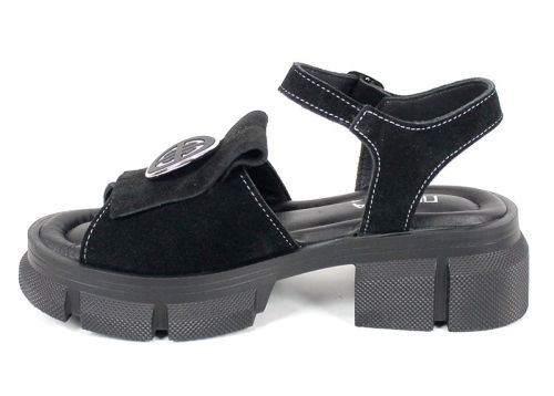 Alvera Mode – дамски сандали от естествен велур в черно с масивно ходило