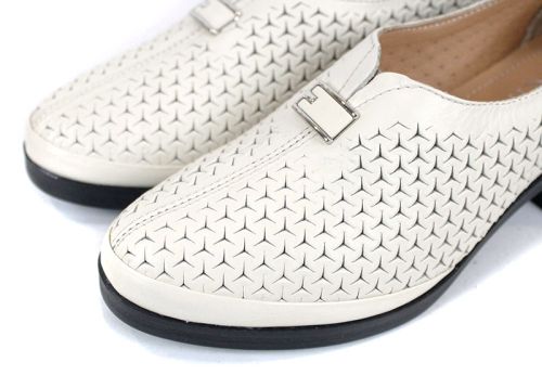 Talora Mien – pantofi dama bej de vară cu perforații și toc mic confortabil