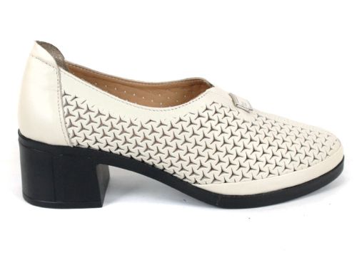 Talora Mien – pantofi dama bej de vară cu perforații și toc mic confortabil