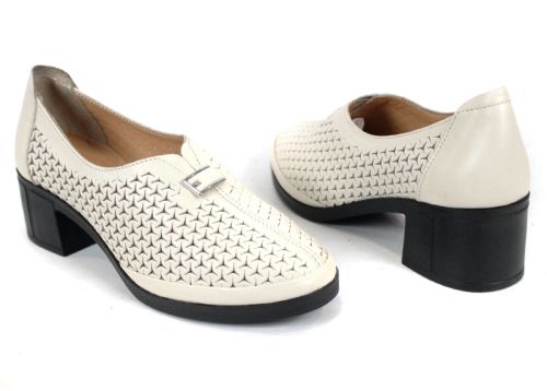 Talora Mien – pantofi dama bej de vară cu perforații și toc mic confortabil