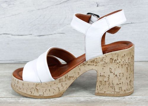 Velora Linea – sandale damă din piele naturală cu platformă în alb elegant