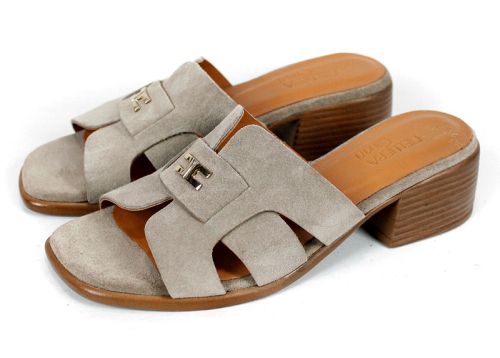 Papuci damă eleganți din velur – stil și confort zilnic Liora Vento