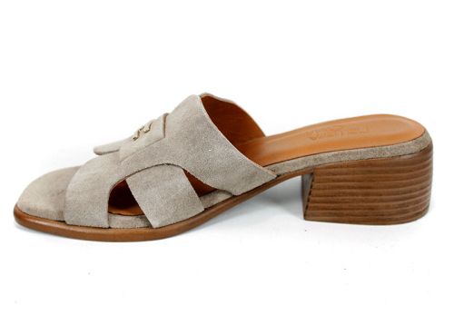 Papuci damă eleganți din velur – stil și confort zilnic Liora Vento