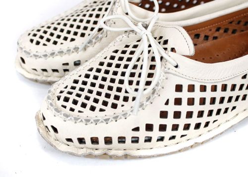 Mocasini damă Brisa Fina din piele naturală perforată bej