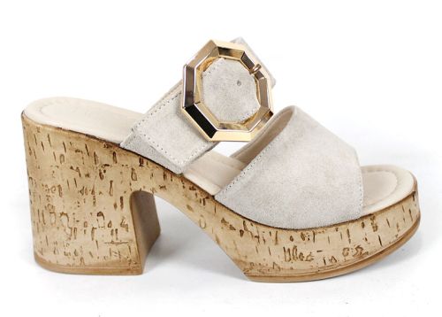 Selena Aria – papuci damă din piele velur bej cu platformă