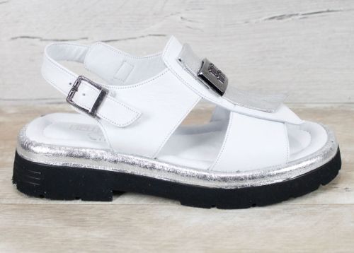 Alvera Mode – sandale damă din velur natural negru cu talpă masivă