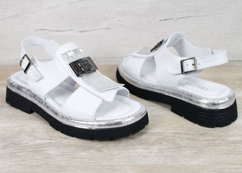 Alvera Mode – sandale damă din velur natural negru cu talpă masivă