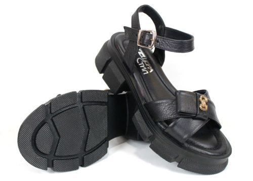 Lunara Mode – sandale dama din piele naturală negre cu talpă masivă și accent modern