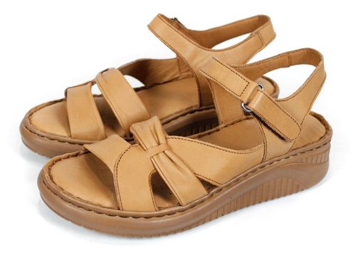 Liora Vane – sandale damă din piele naturală maro deschis cu talpă cusută confortabilă