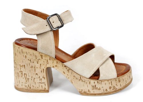 Elara Vibe – sandale damă din velur natural bej cu platformă
