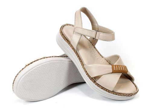 Sandale damă Lorena – piele naturală bej cu platformă confortabilă