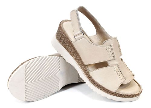 Sandale damă Nina Castillo – piele naturală bej cu platformă joasă