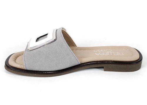 Bianca Morelli – papuci damă din piele velur gri cu accesoriu metalic